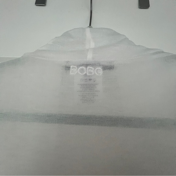 BCBG White Light Open Cardigan - Picture 6 of 9